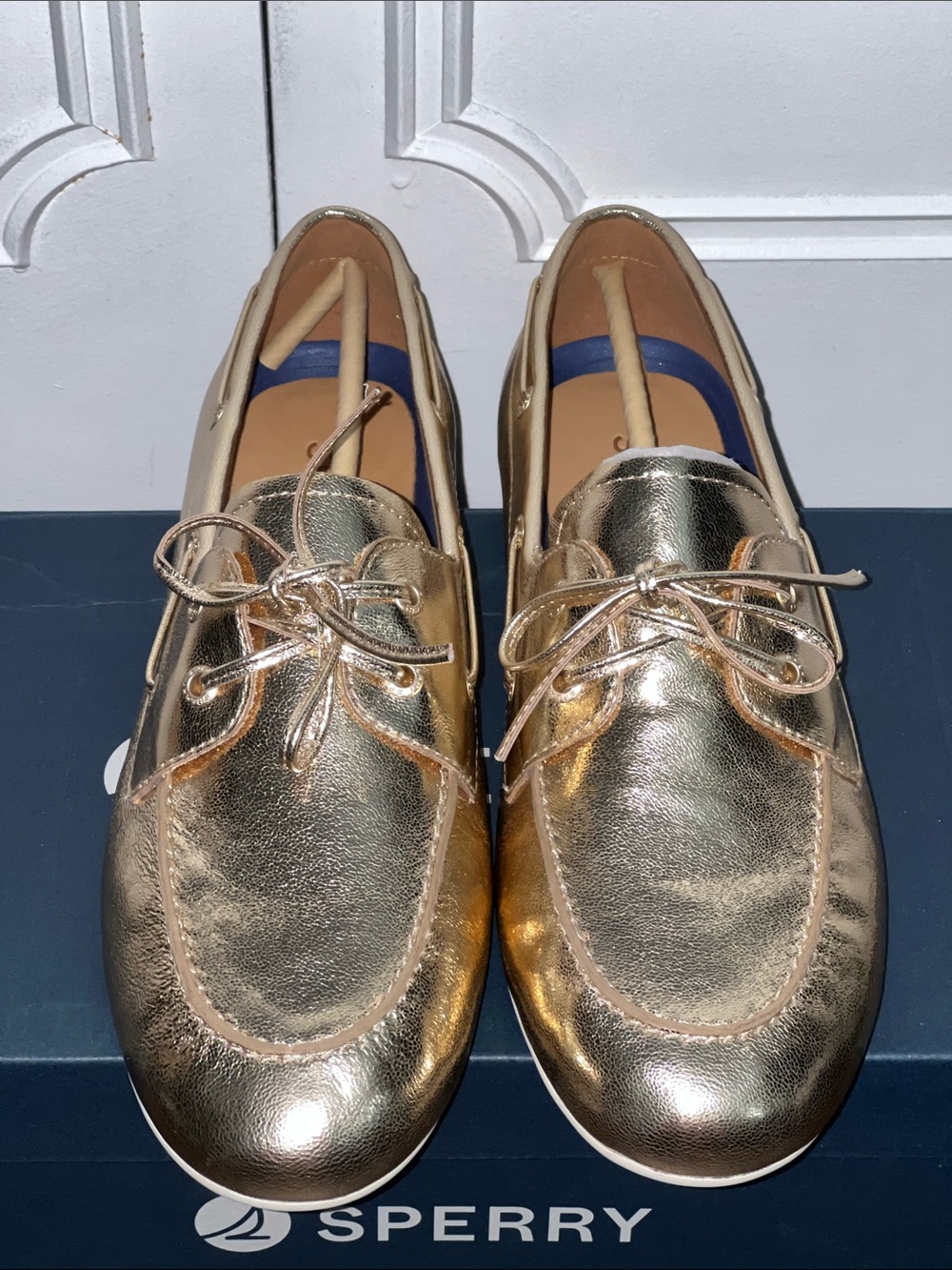 Sperry Women's Slim Lace-Up Boat Shoes, Gold, Size: 11 - Picture 2 of 8